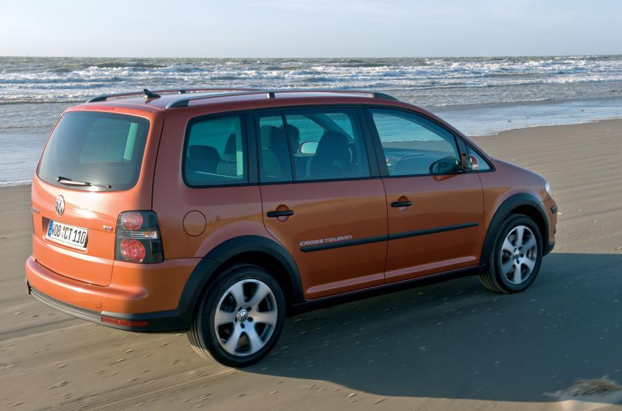  Volkswagen CrossTouran TSI 2007 года  (фото 34 из 46)